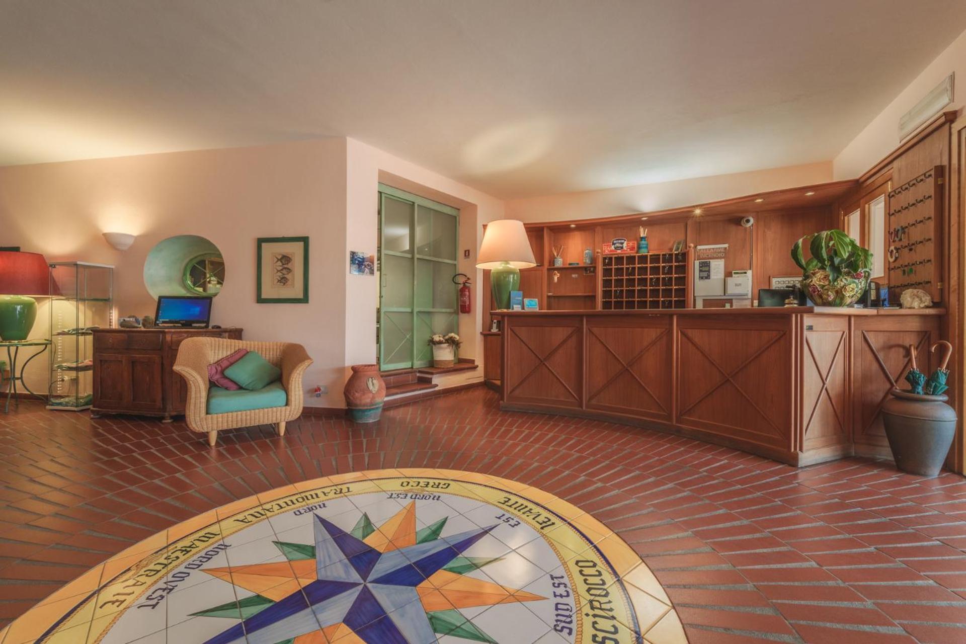 פטובאיה Hotel Lo Scirocco מראה חיצוני תמונה