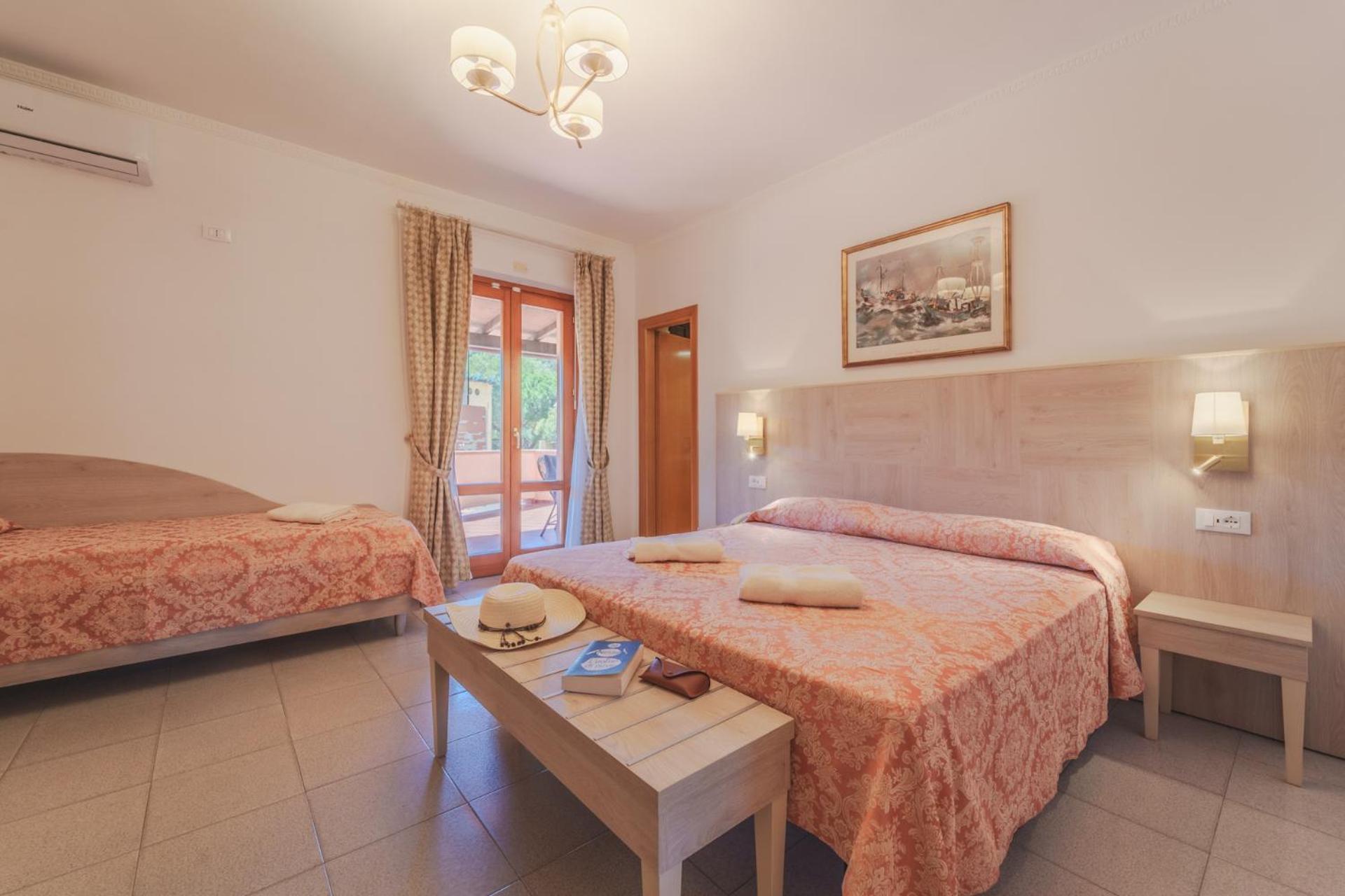 פטובאיה Hotel Lo Scirocco מראה חיצוני תמונה