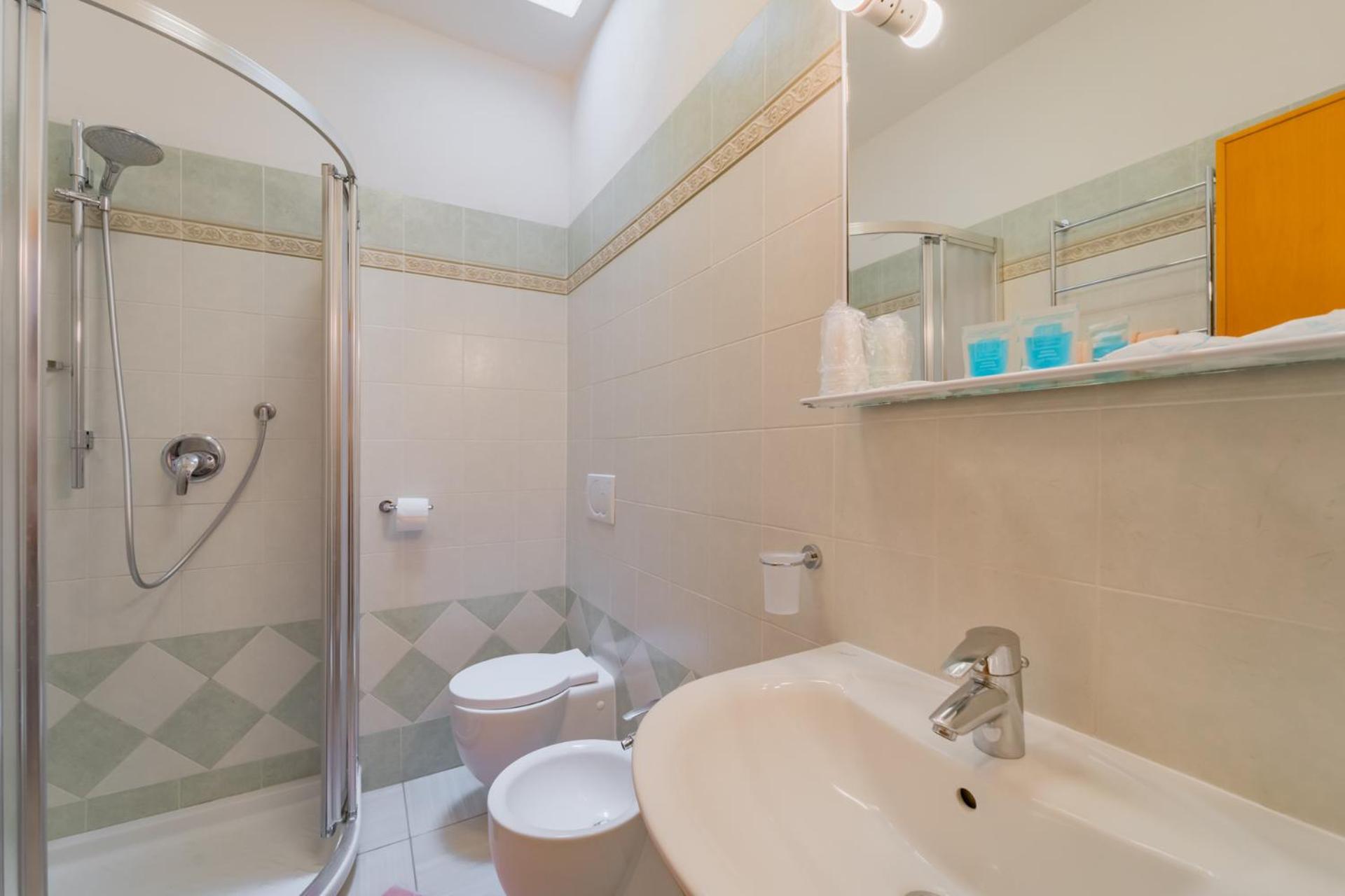 פטובאיה Hotel Lo Scirocco מראה חיצוני תמונה