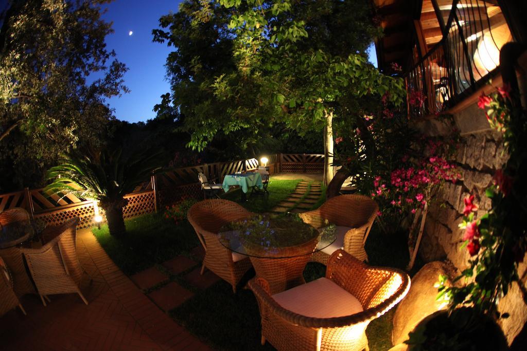 פטובאיה Hotel Lo Scirocco מראה חיצוני תמונה